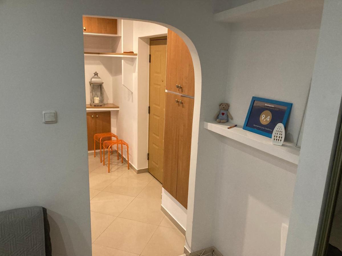 Appartement Apartament Przy Stadionie à Tychy Extérieur photo